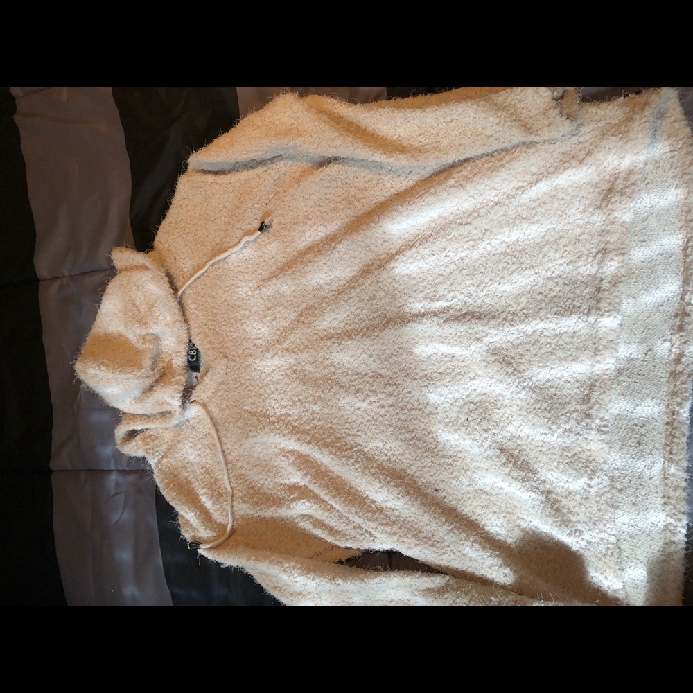 Nude  pull over